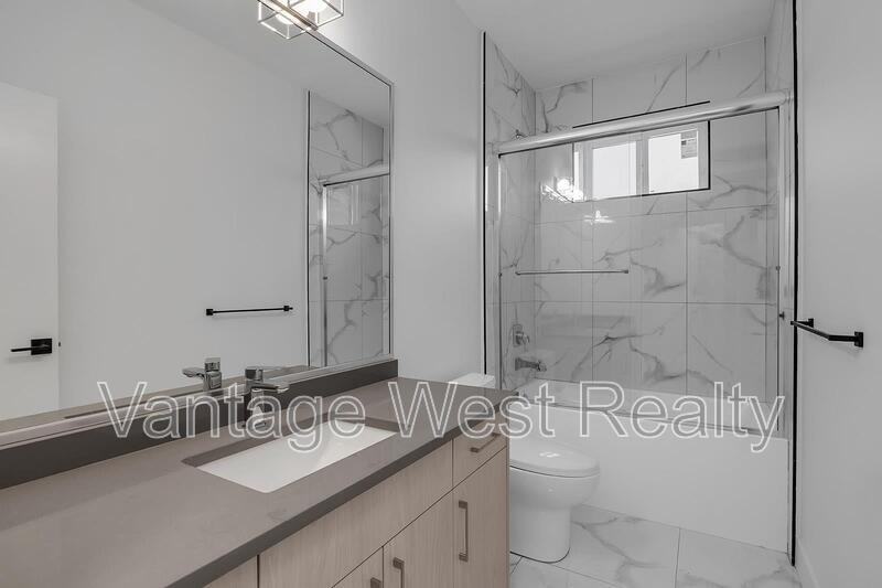 3576 3576 - Photo 4 of 5