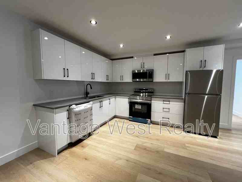 2507 Pinnacle Ridge Drive - Photo 4 of 18