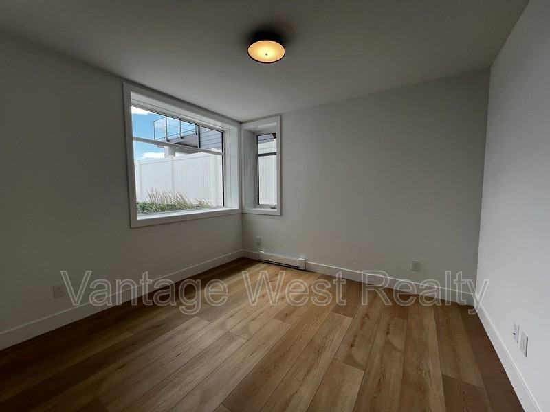 2507 Pinnacle Ridge Drive - Photo 5 of 18