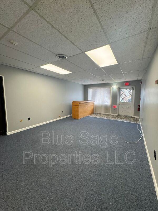 2421 3rd Ave Apt A #5 - Photo 7 of 11