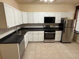 3 Bedroom Pet Friendly in Bridgeport - Photo 1 of 1