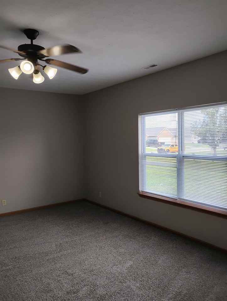 3296 Hopkins Dr - Photo 6 of 12