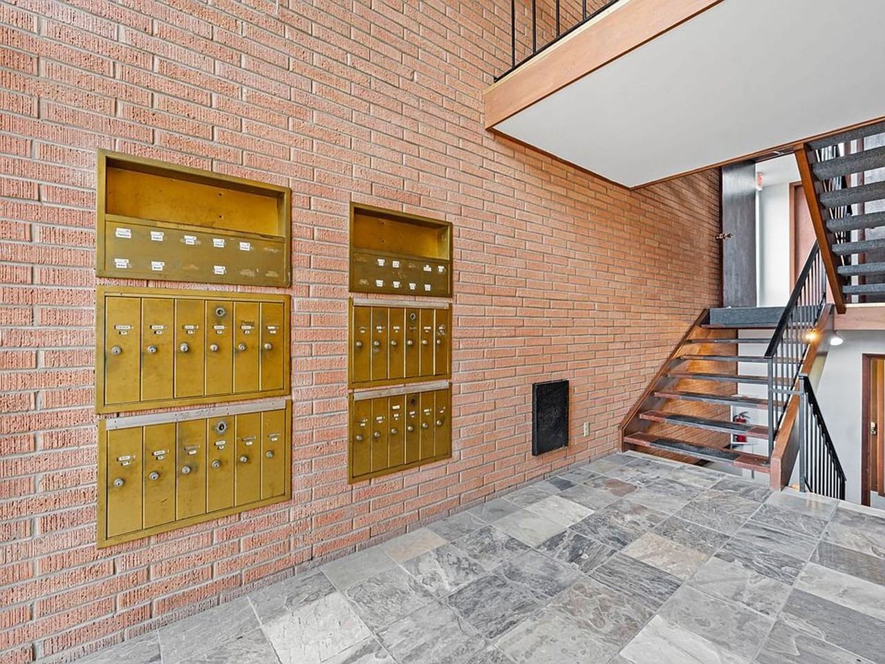 Wesleyan Apartments - Photo 4 of 9