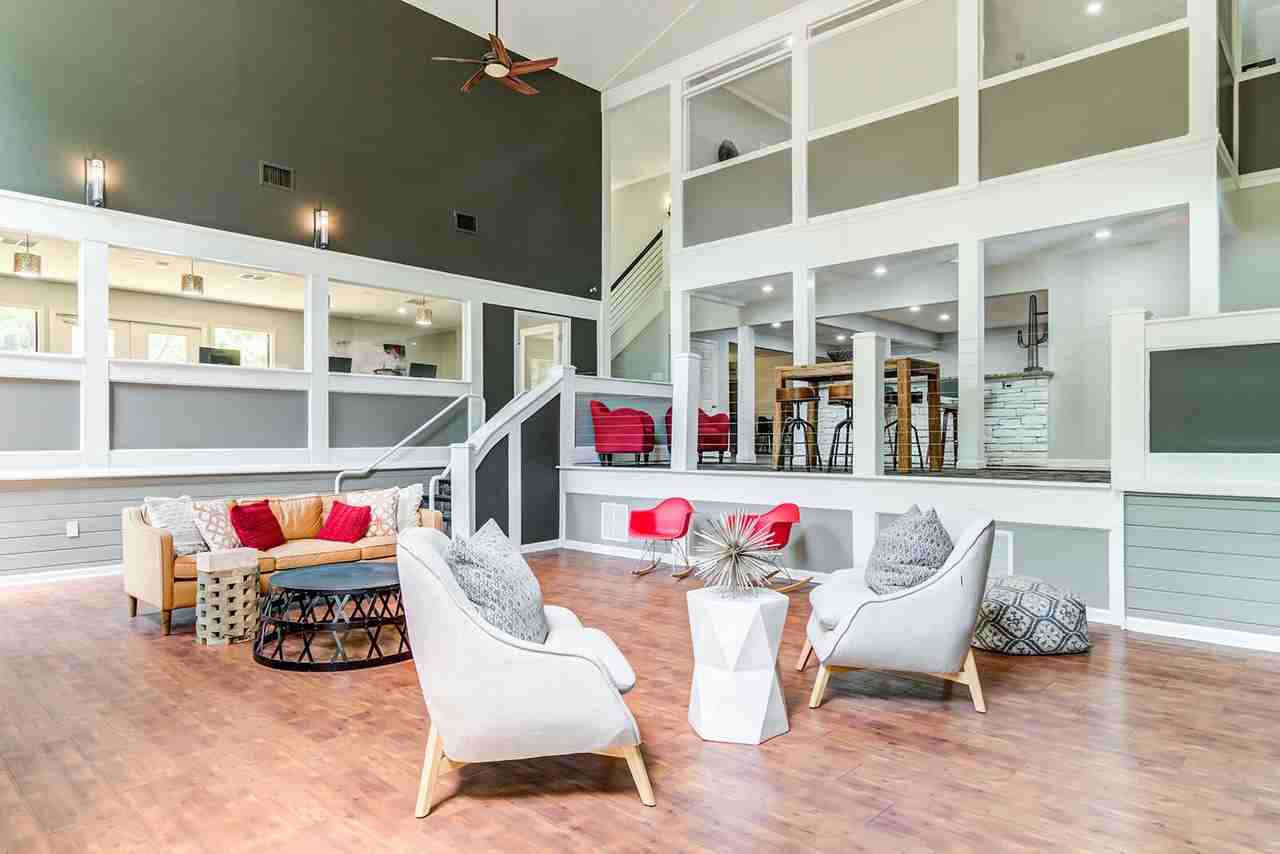 Summit Station - Photo 7 of 30