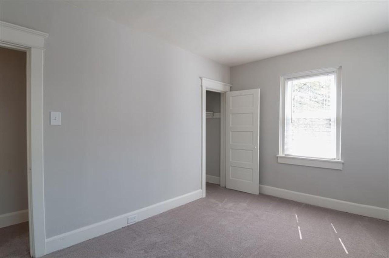 Metropolitan Narberth Station - Photo 5 of 47