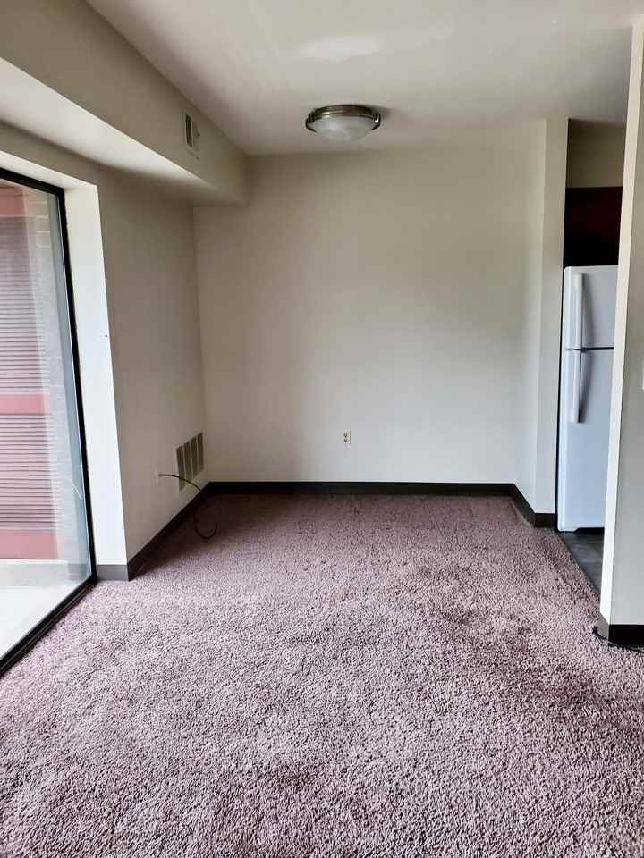 GREGORY APARTMENTS -- 102 - Photo 3 of 9