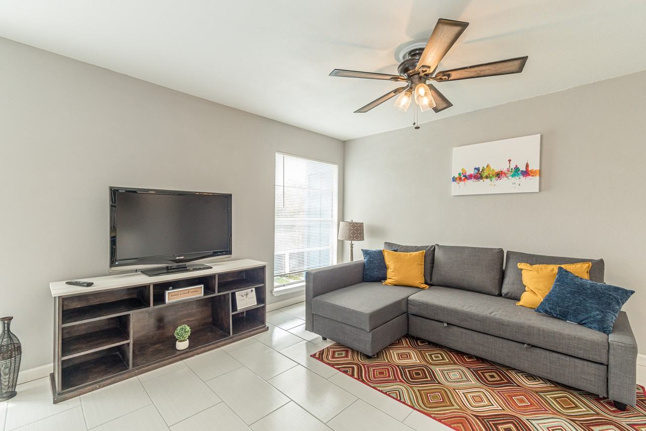 346 Natalen #3 - Photo 3 of 20