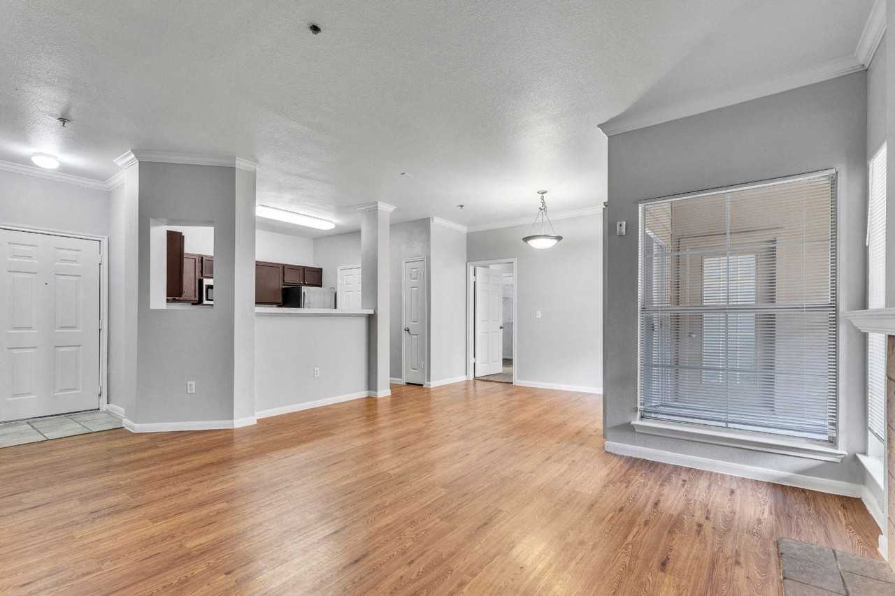 Villas at Sonterra - Photo 2 of 14