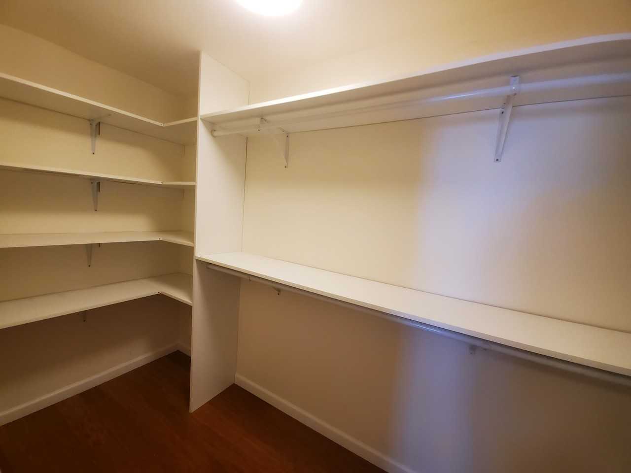 Beachwood in Kirkland - Photo 3 of 27