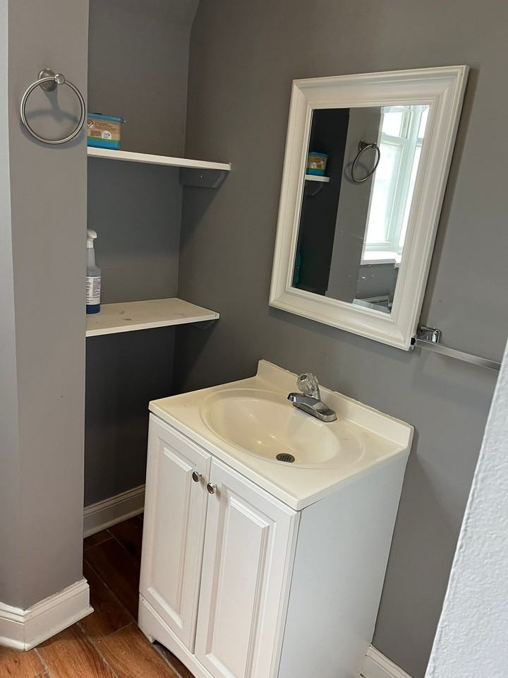 7556 S CHAMPLAIN AVE - Photo 4 of 18