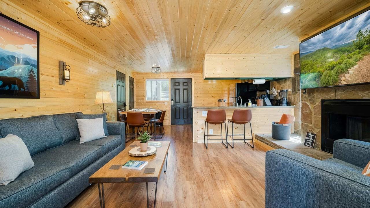 4249 Dollys Drive - Photo 3 of 16