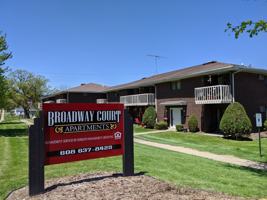 featured image of 312 W Broadway St