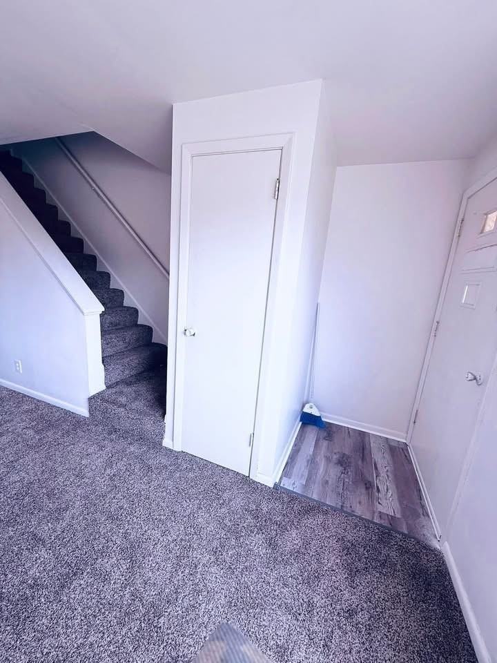 472 Amvale Avenue Northeast - Photo 2 of 13