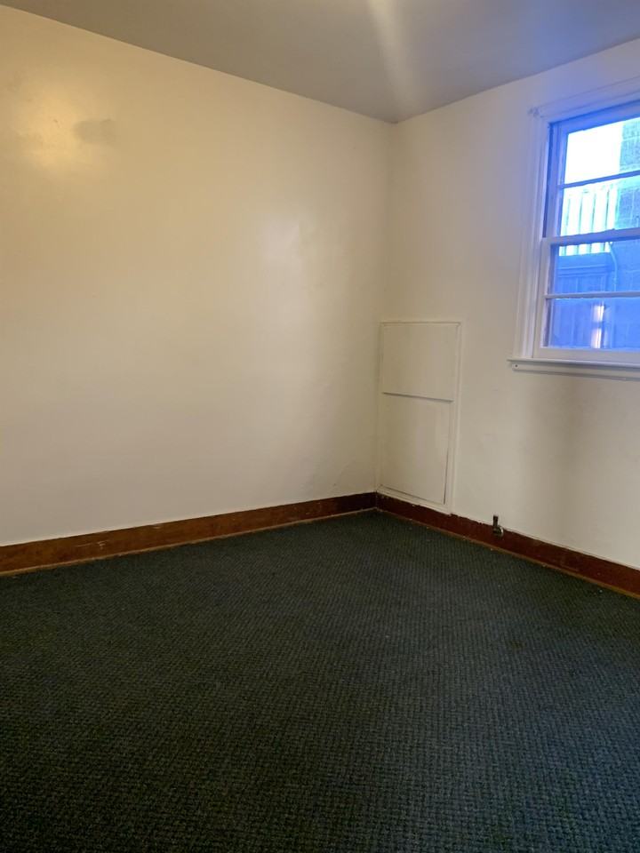 1719 3rd Avenue East - Photo 5 of 13