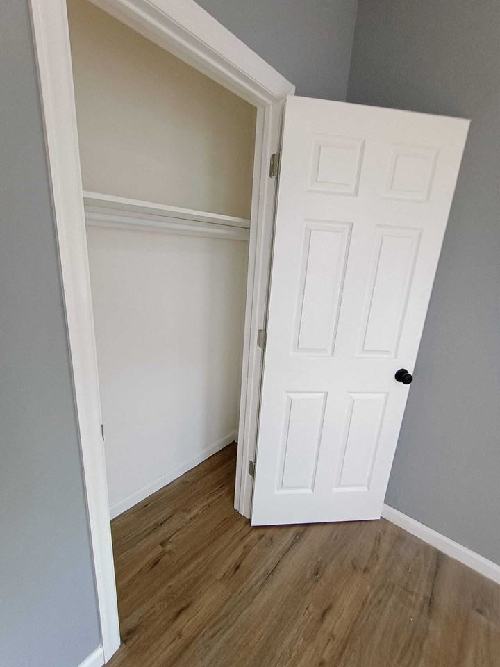 166 Ridgewood Avenue - Photo 6 of 15