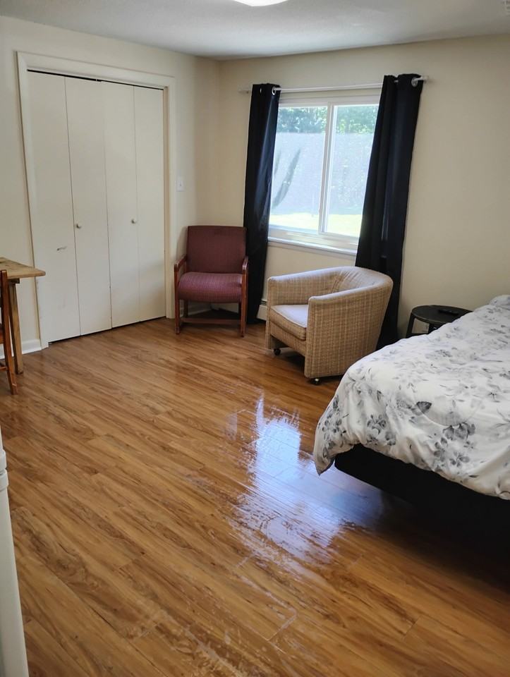 Rockport Suites - Photo 3 of 7