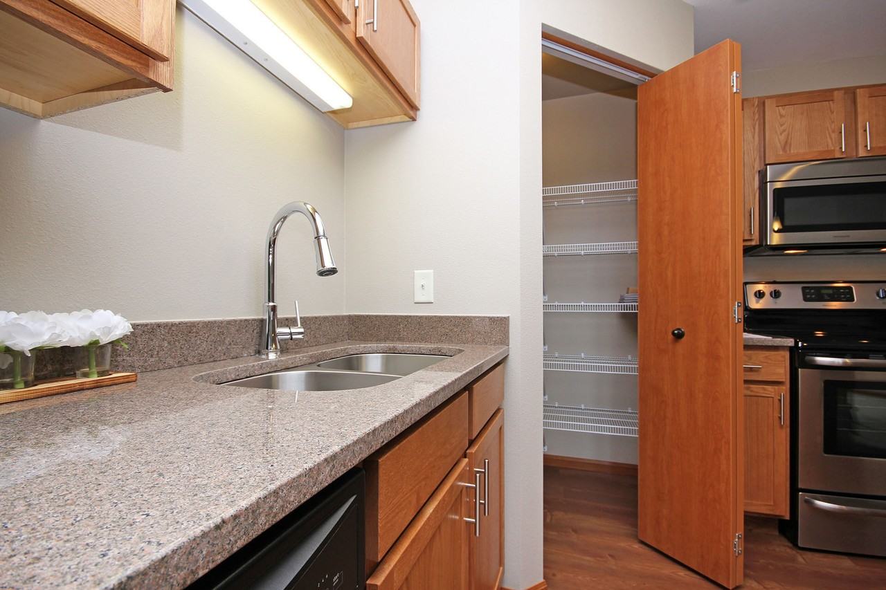 Parkview East - Photo 2 of 16