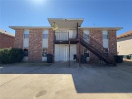 featured image of 5708 Greengate Dr #B