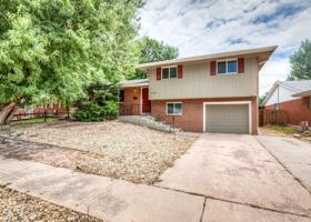 featured image of 2109 Mcarthur Ave