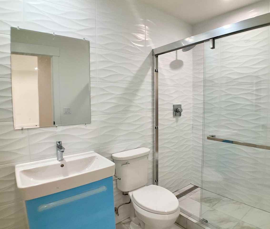1601 Beach St #103 - Photo 4 of 20