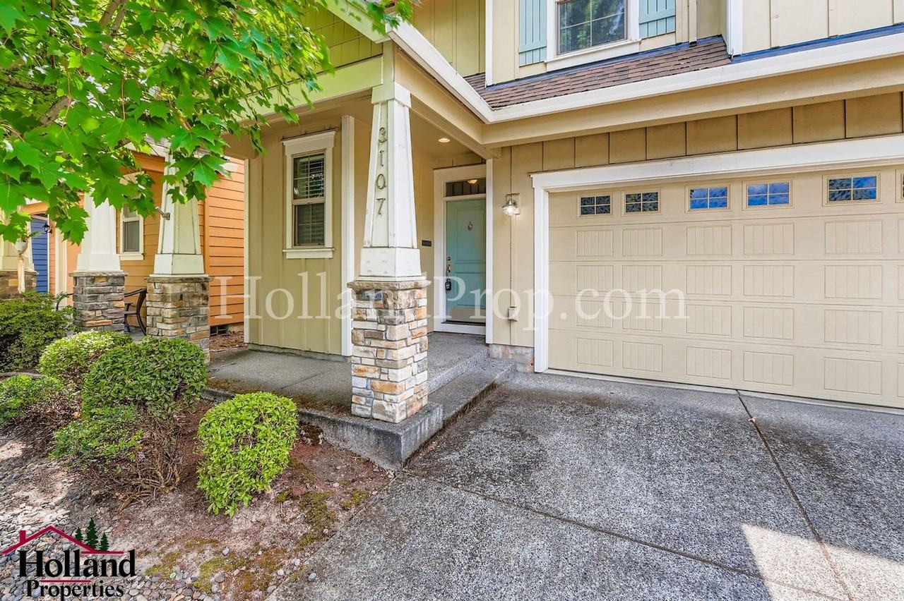 3107 Sw 197th Ave - Photo 2 of 28