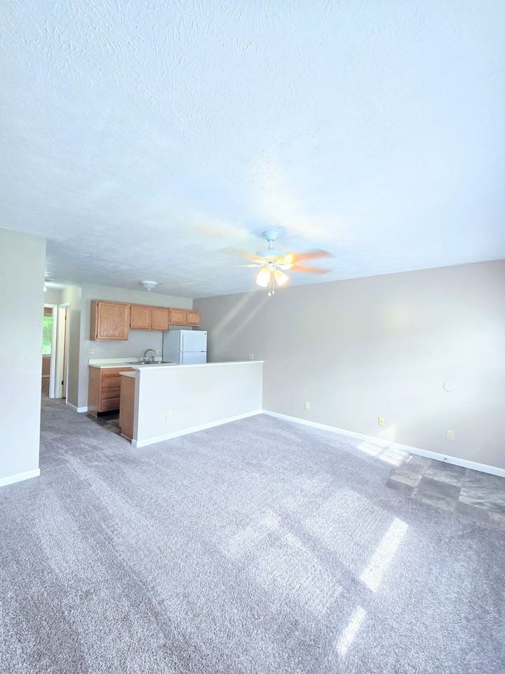 113 Nottingham Way - Photo 2 of 18