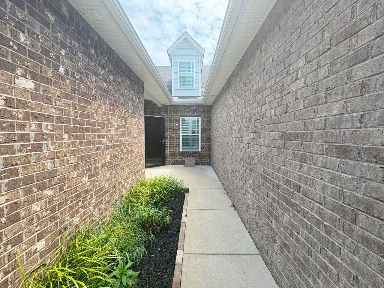 1817 Neswick Ct - Photo 2 of 27