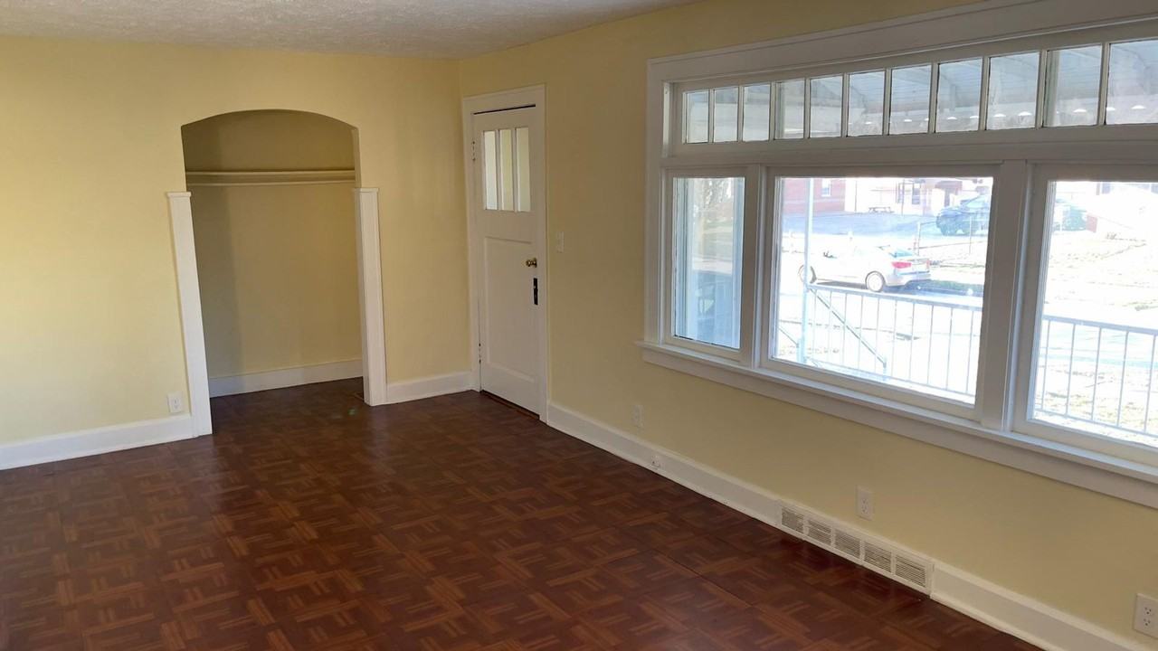 7115 Laverne Ave - Photo 2 of 36