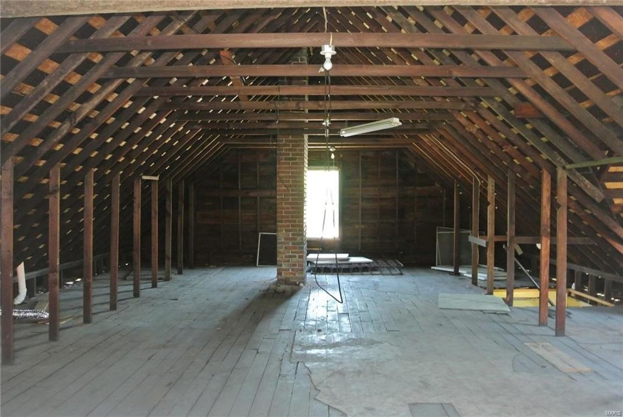 613 W Clay St - Photo 5 of 19