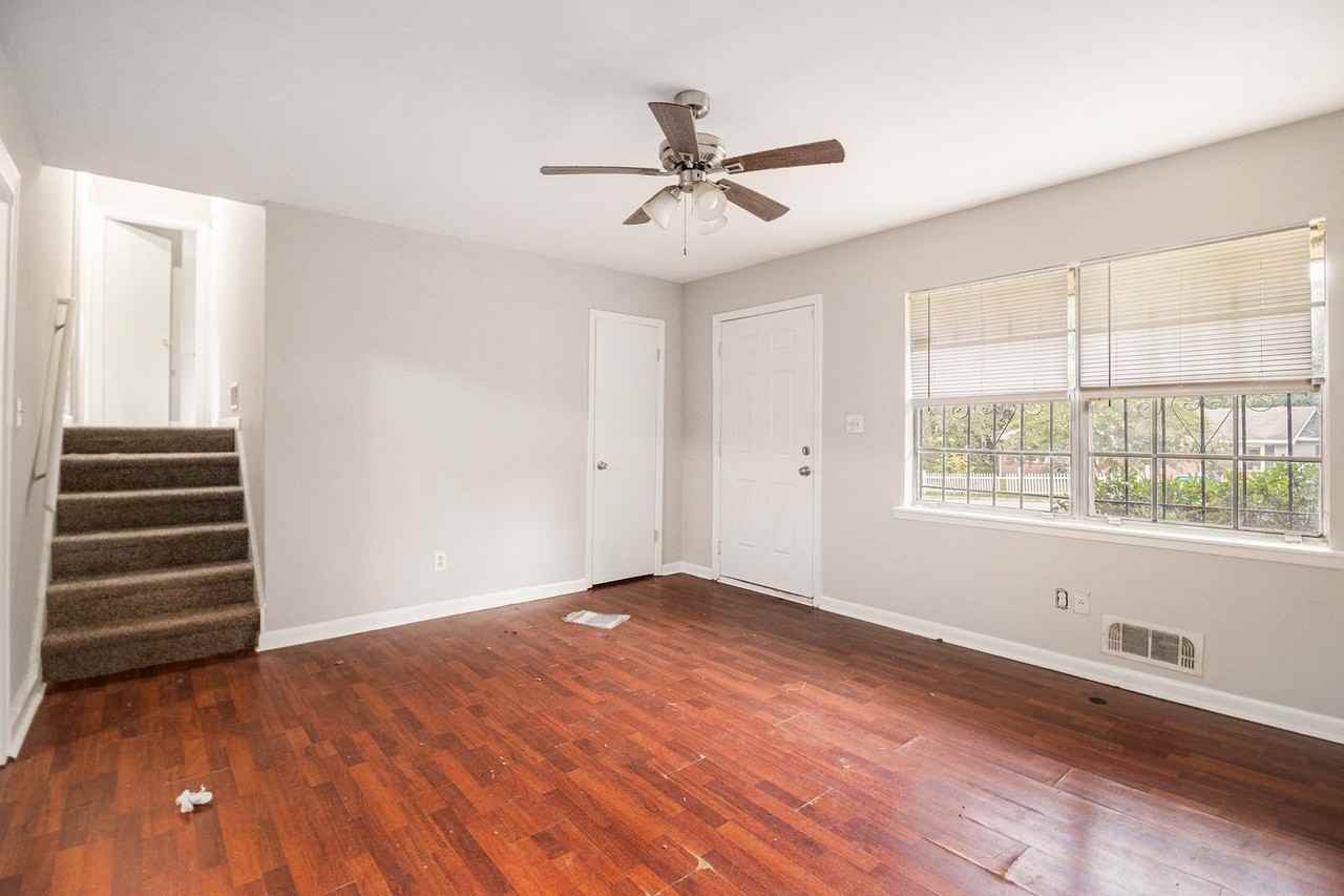 8753 E Bourne Dr - Photo 5 of 12
