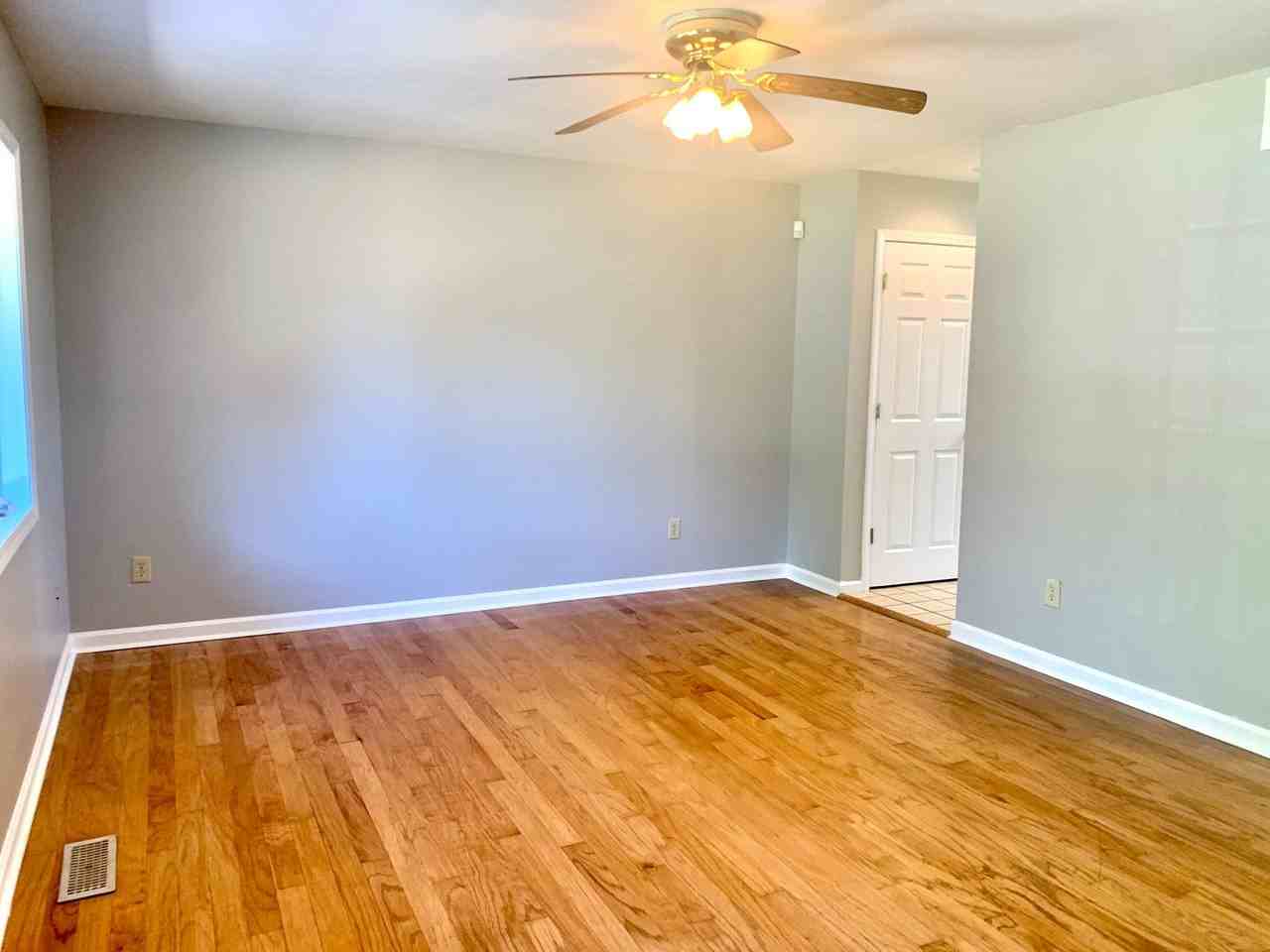 1520 E Matlock Rd - Photo 3 of 23