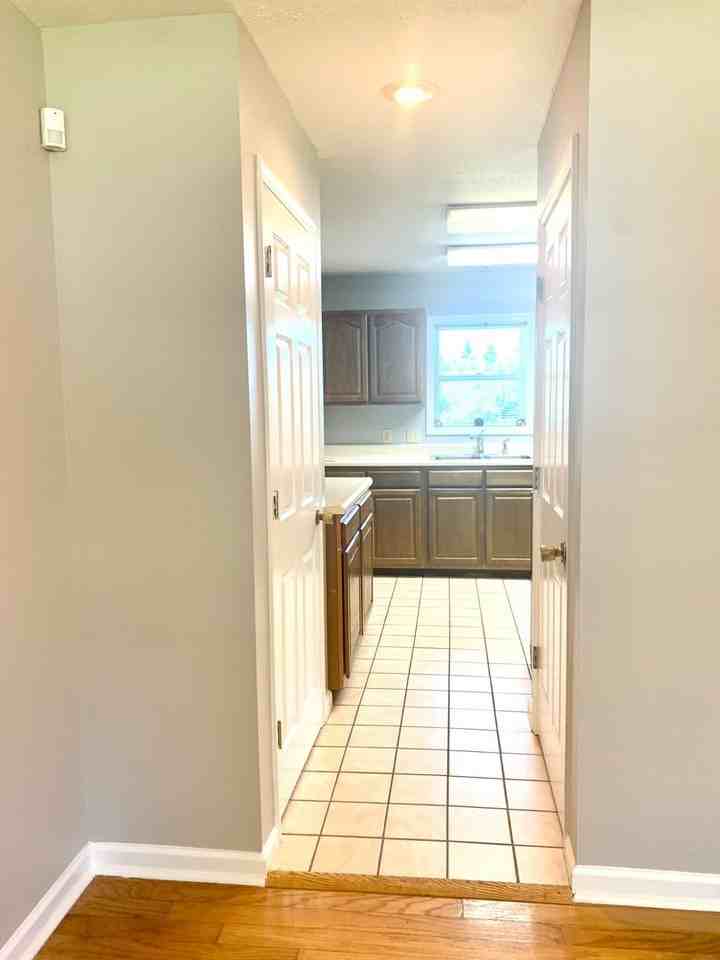 1520 E Matlock Rd - Photo 5 of 23