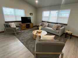 featured image of 139 One Way Loop