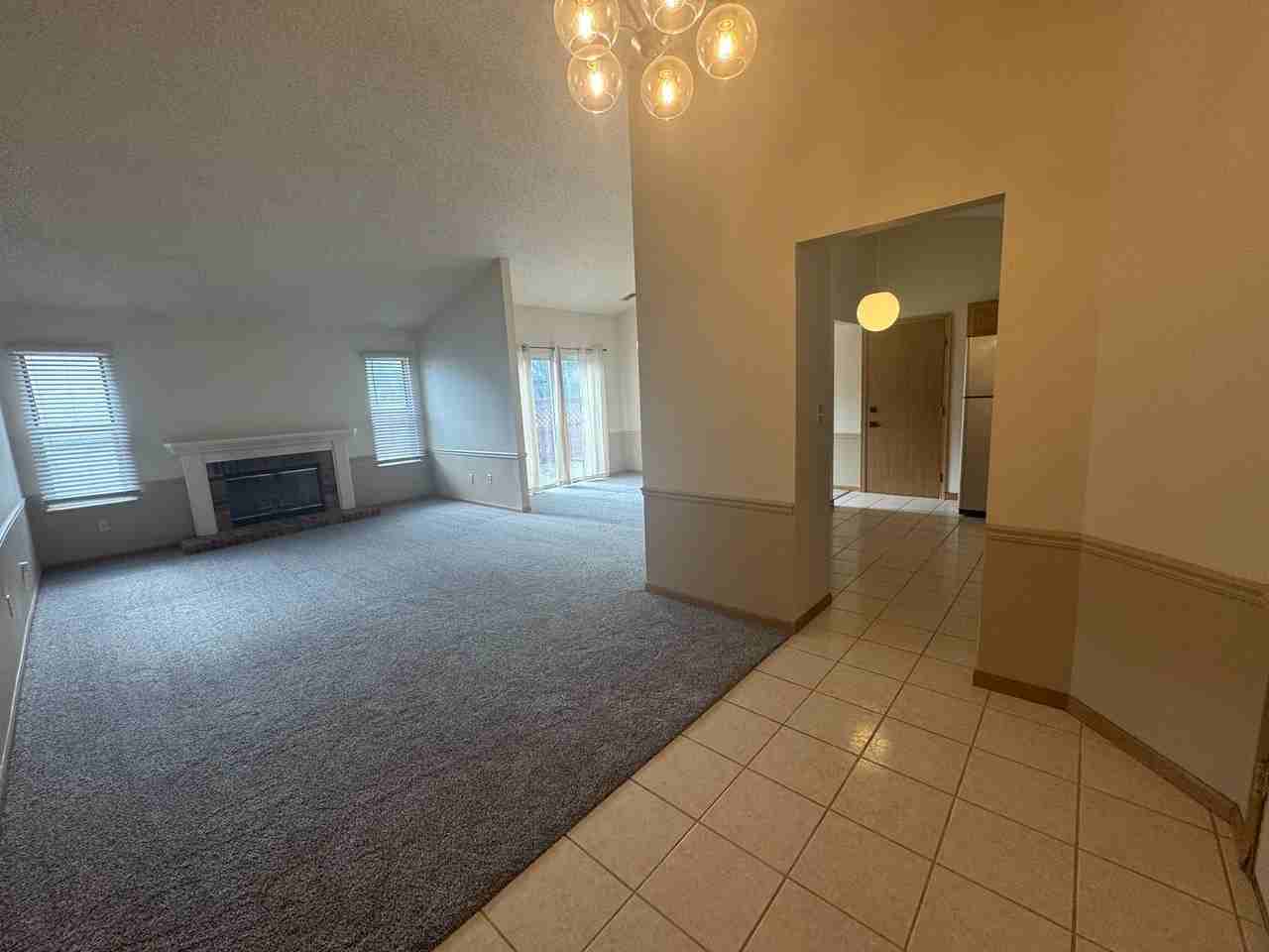 2725 Dartmouth Dr - Photo 2 of 21