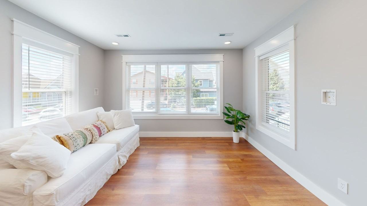 1704 Highland Ave - Photo 5 of 22