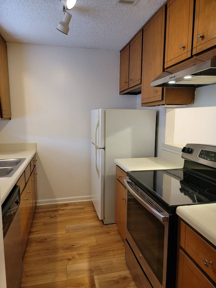 7702 Kipling St #A - Photo 2 of 10