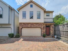 2911 Clinton Dr - Photo 1 of 1