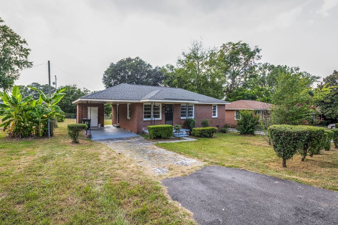 348 W Campanella Dr - Photo 2 of 24