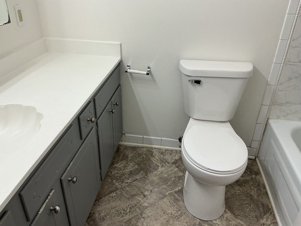 7731 N 60th St #202 - Photo 3 of 14