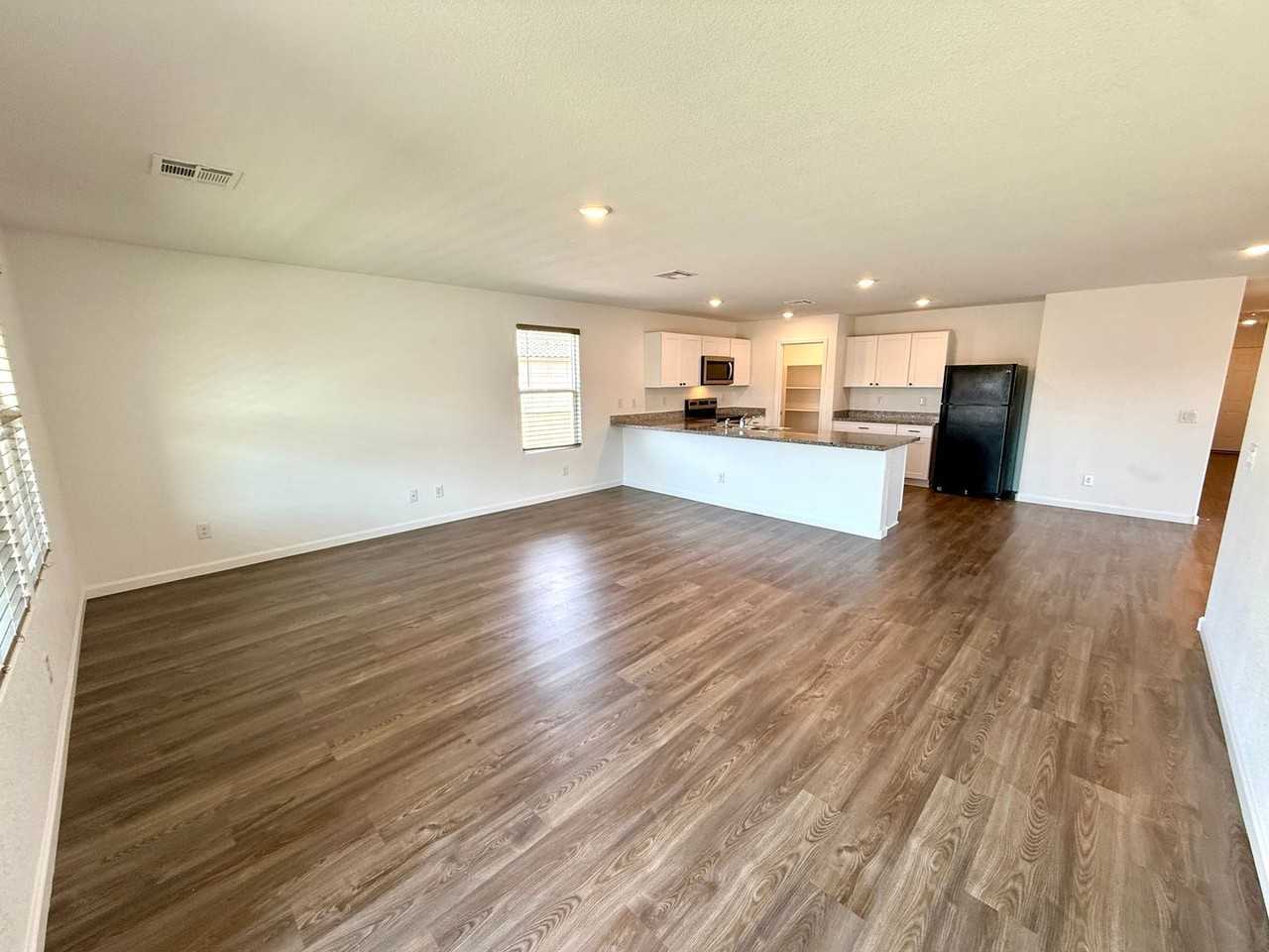 3594 E Mariscal Dr - Photo 7 of 43