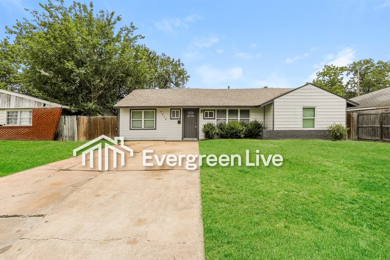 6015 Glenhurst Drive - Photo 2 of 11