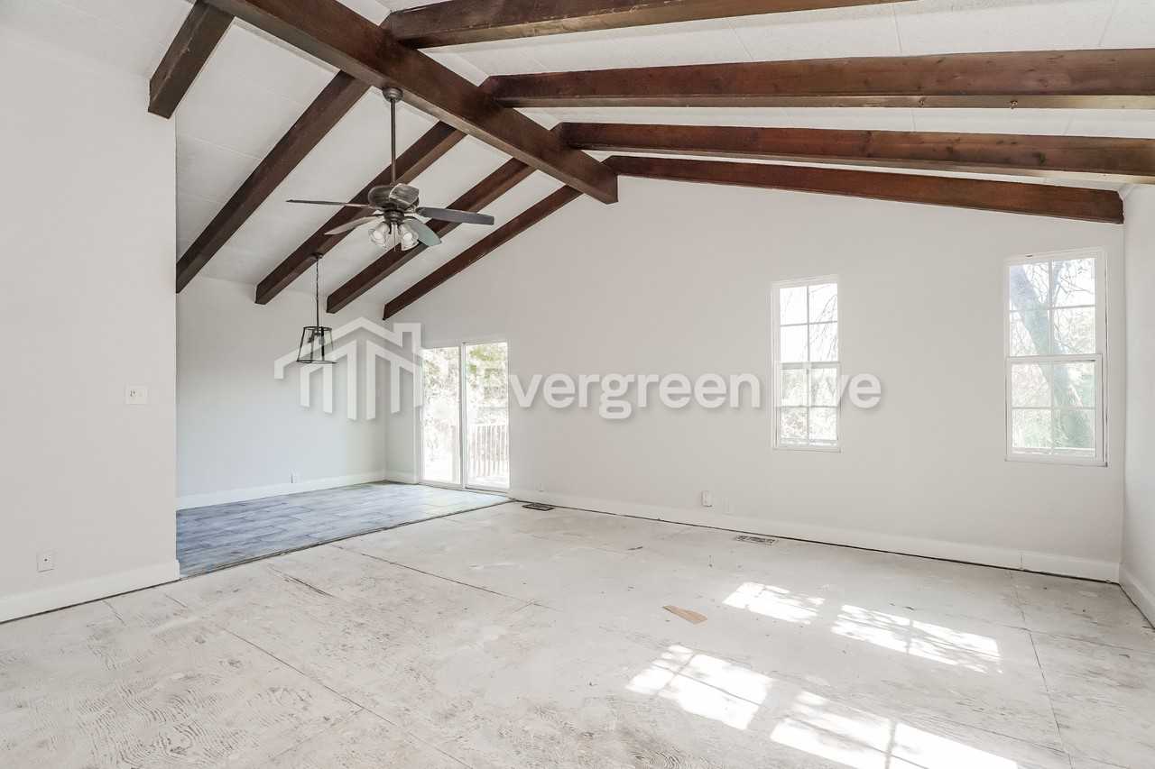 525 Marquette Ave - Photo 3 of 16