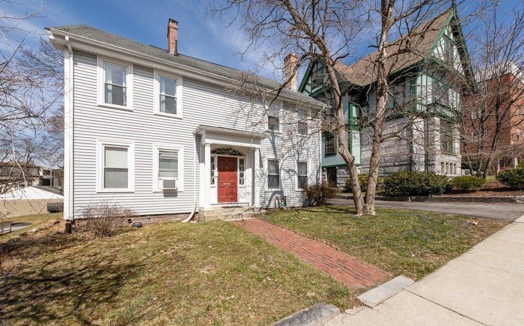 36 Cedar St ##1a - Photo 2 of 19