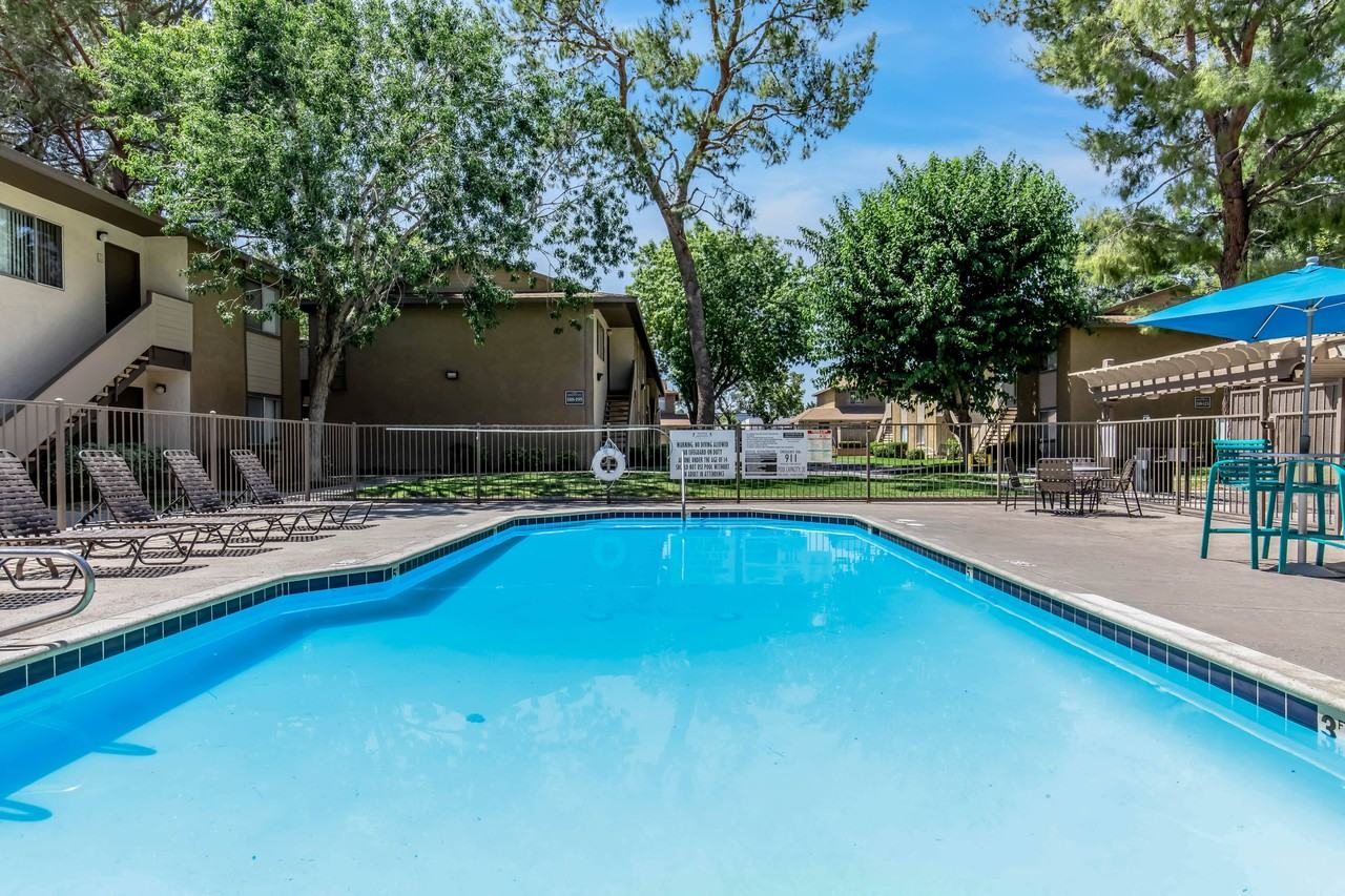 Sienna Heights - Photo 5 of 17