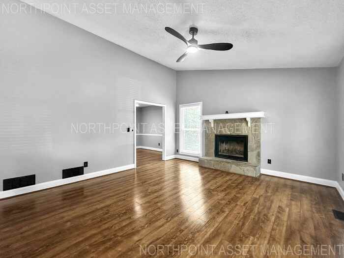 2573 Thorns Hill Pl Sw - Photo 3 of 16