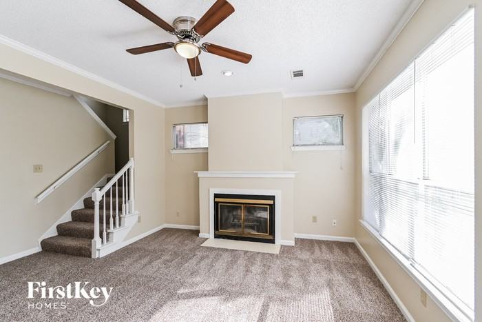 8141 Walnut Valley Cv - Photo 3 of 16