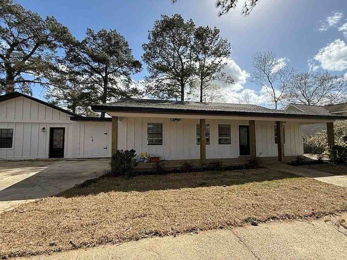 81 Lakeview Dr #NA - Photo 2 of 25
