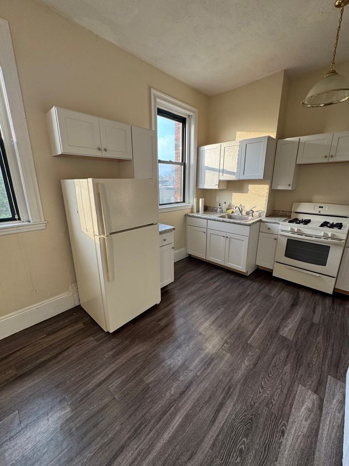 1513 Washington Street #44 - Photo 3 of 5