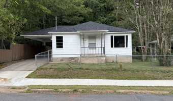 featured image of 404 Holly St #404