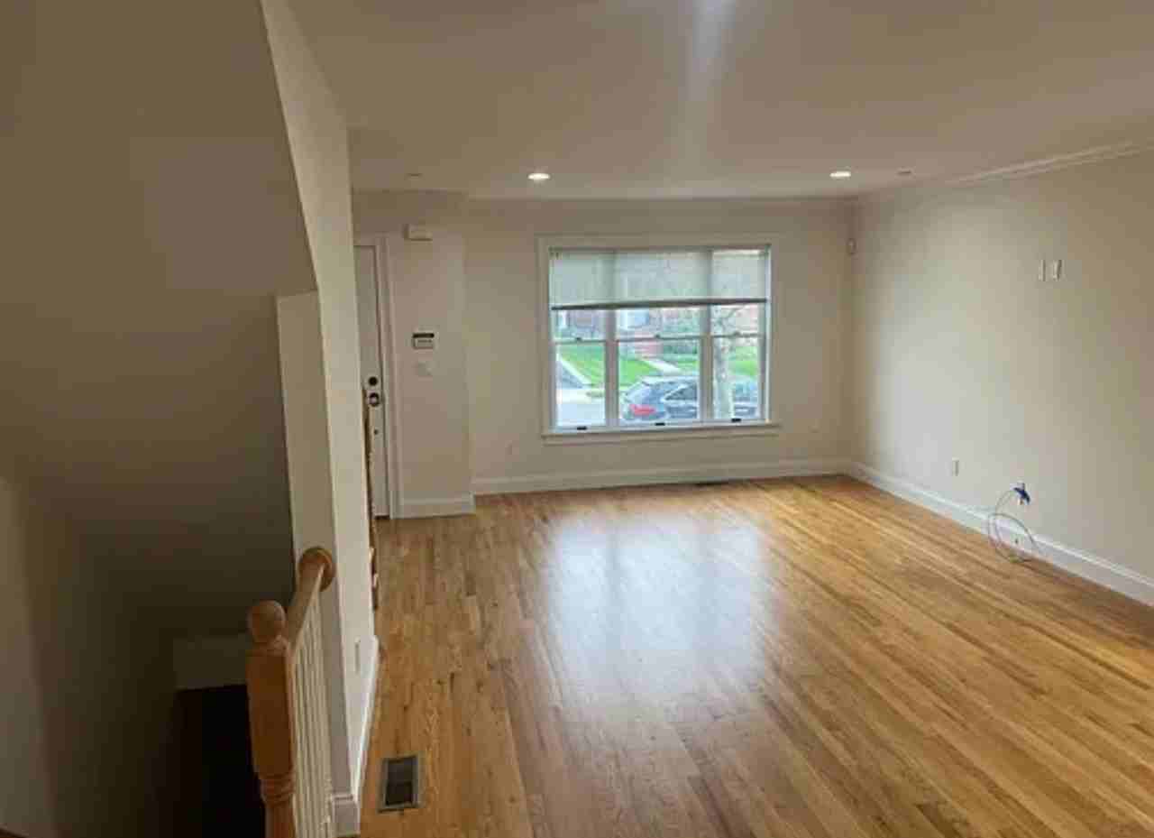 39 Park Ave #LEFT - Photo 5 of 16